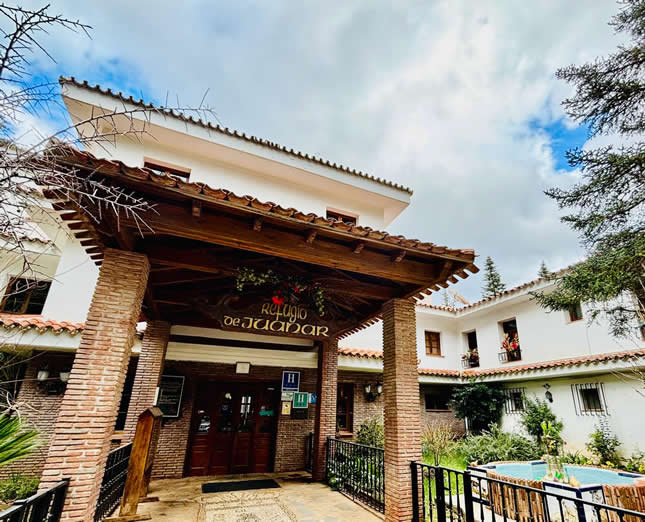 Hotel El Refugio de Juanar *** - Entrada